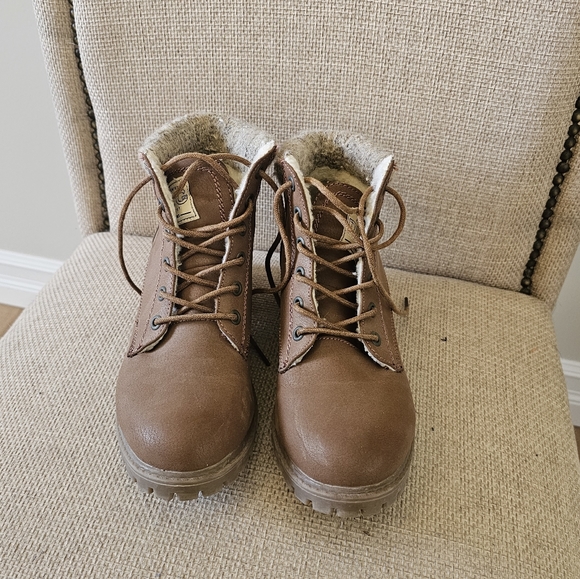 DLG boots - Picture 3 of 5